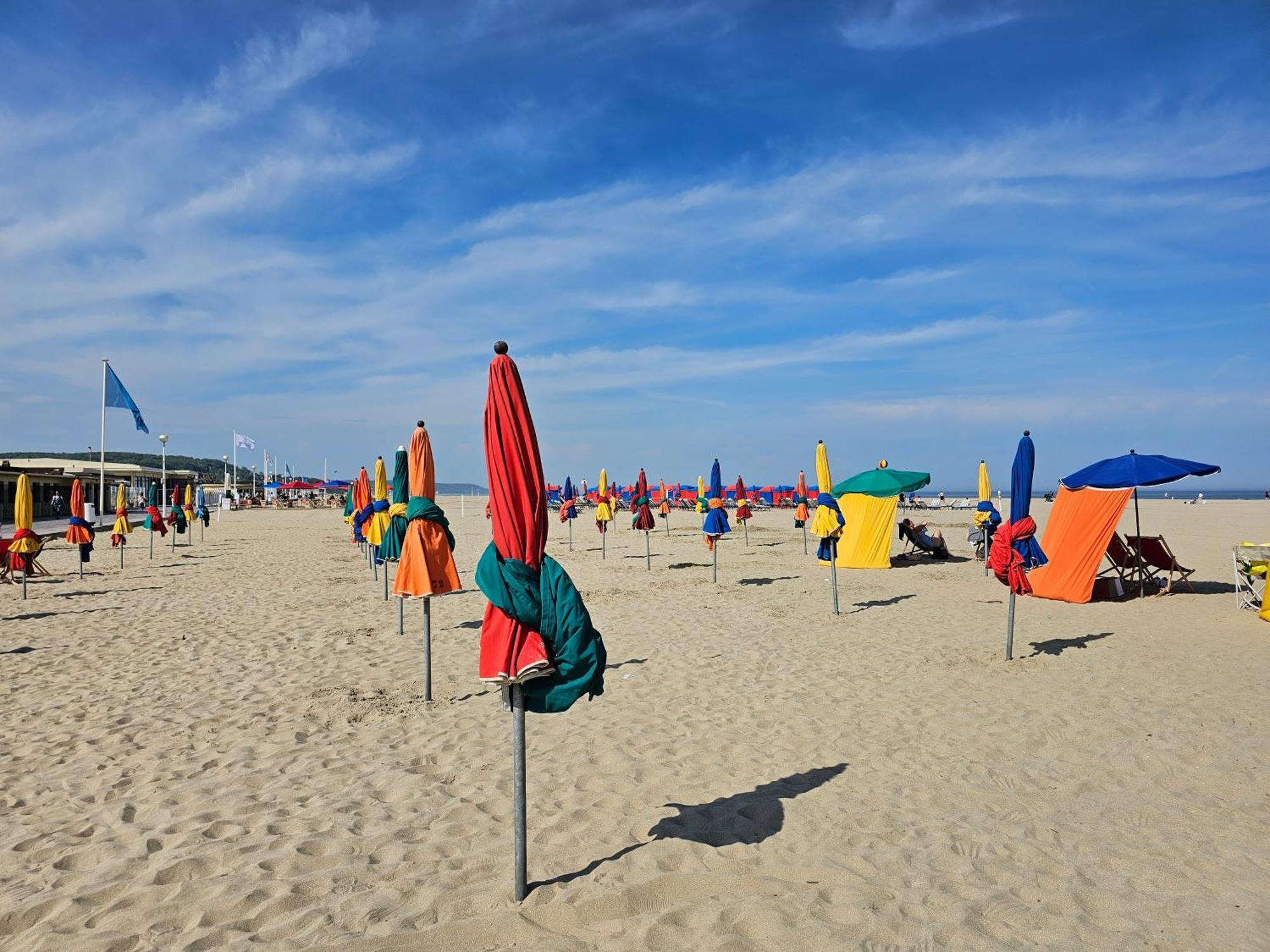 Ocea Marina Appartement Vue Mer Refait A Neuf Avec Parking Privatif Deauville Extérieur photo